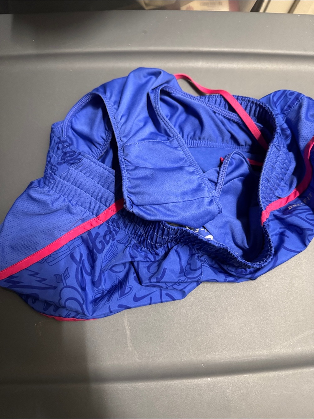 Nike women running shorts a lot - Picture 4 of 4